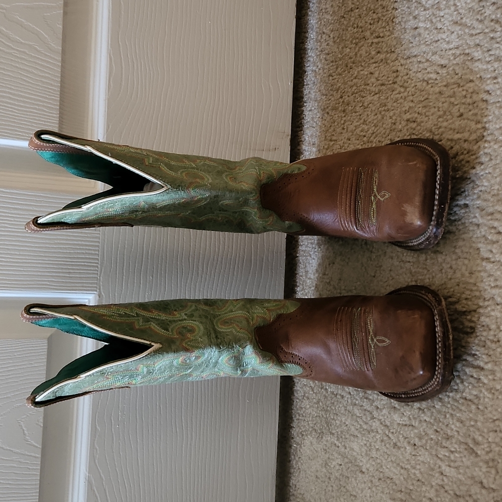 Ariat Square Toe Cowboy Boot- 5.5B